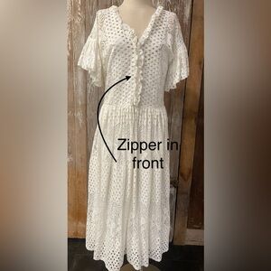 MARC BOUWER X-Large NWOT Eyelet Prairie Boho White Lace Maxi with Bell Sleeves